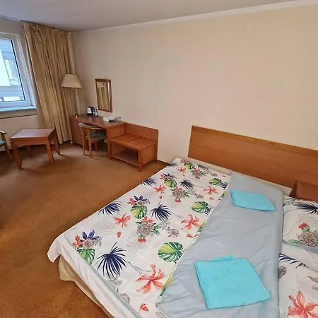 10q - Z6 506 * Warsaw